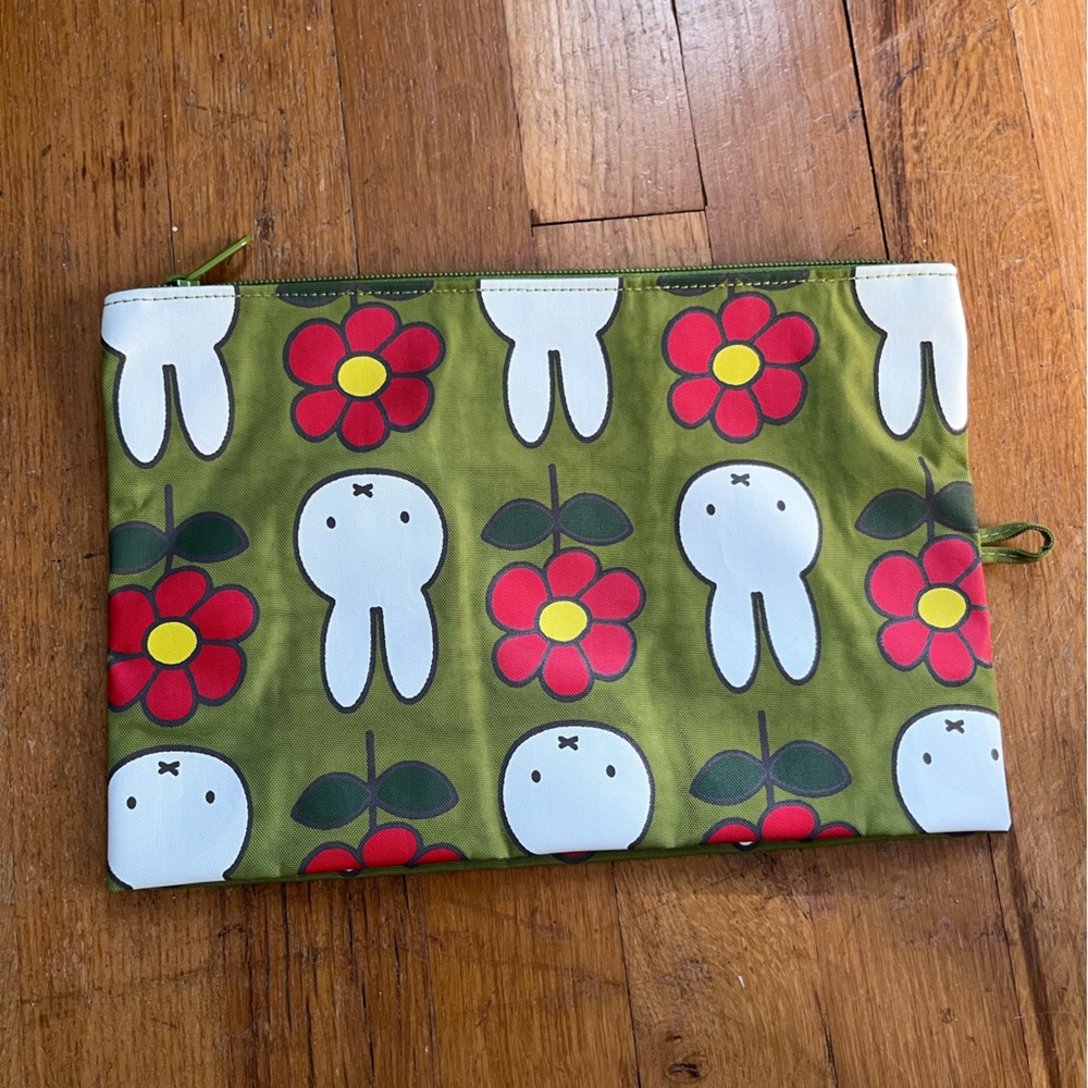 Baggu Miffy Medium Go Pouch - NWOT